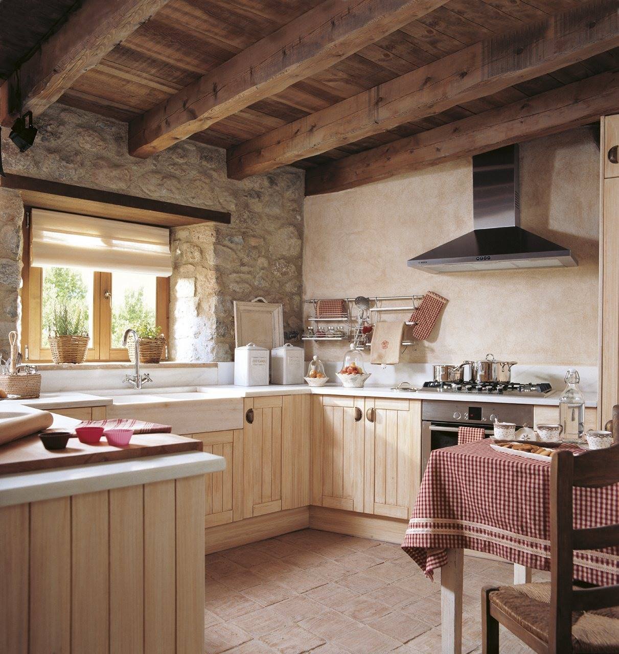 Кухня в деревенском стиле (44 фото): видео-инструкция по оформлению дизайна интерьера своими руками, какую мебель, занавески, подобрать, цена, фото