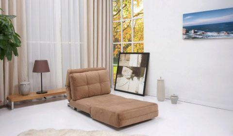 Кресло в спальню: 90 фото стильных и практичных современных решений