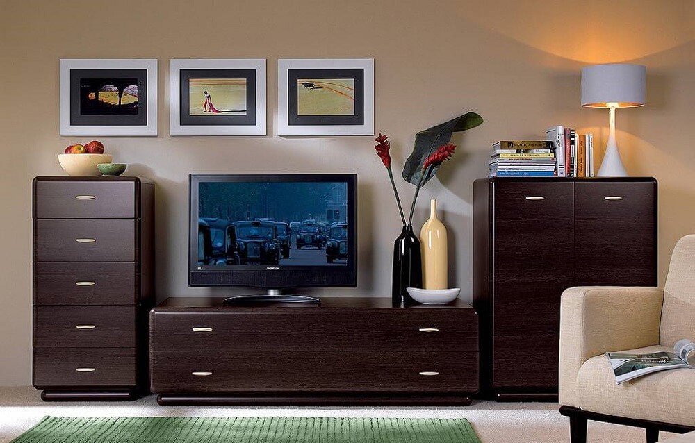 Полка для телевизора, оформление тв-зоны, телевизор в гостиной, телевизор в интерьере - 30 фото