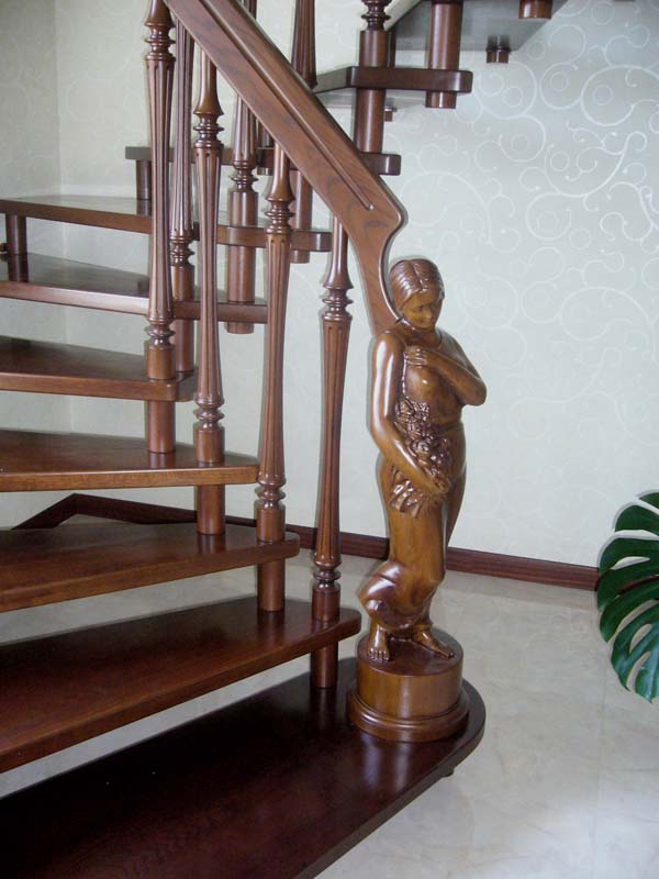 Деревянные перила для лестницы своими руками - изготовление, способы крепления и пошаговая инструкция