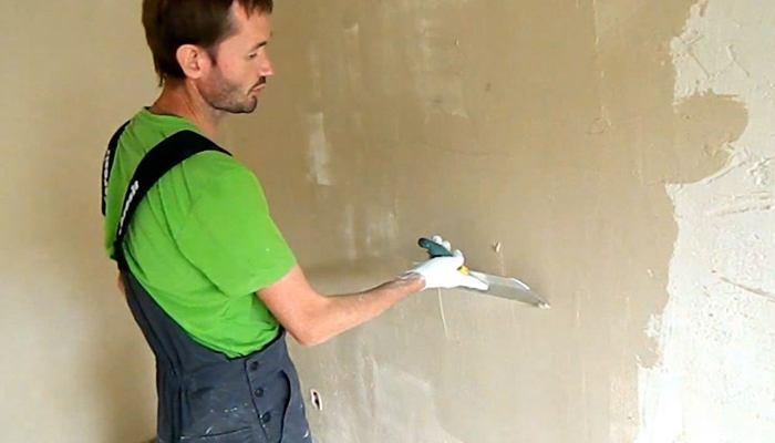 Как выровнять стены в квартире под обои своими руками (видео)
