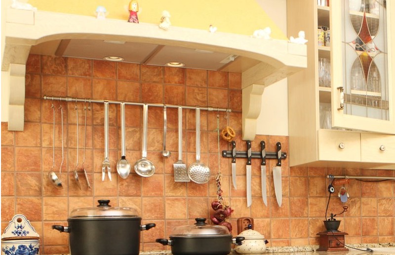 Плитка для кухни - какую выбрать? самые модные виды кухонной плитки (+55 фото) | современные и модные кухни
