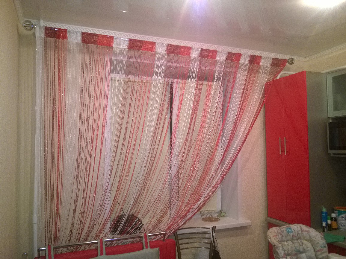 Нитяные шторы на кухню фото в интерьере, на магнитах тюль с нитяными шторами
