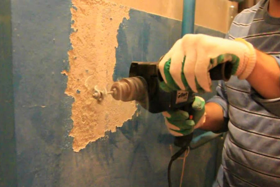 Как отмыть водоэмульсионную краску со стен, с пластика