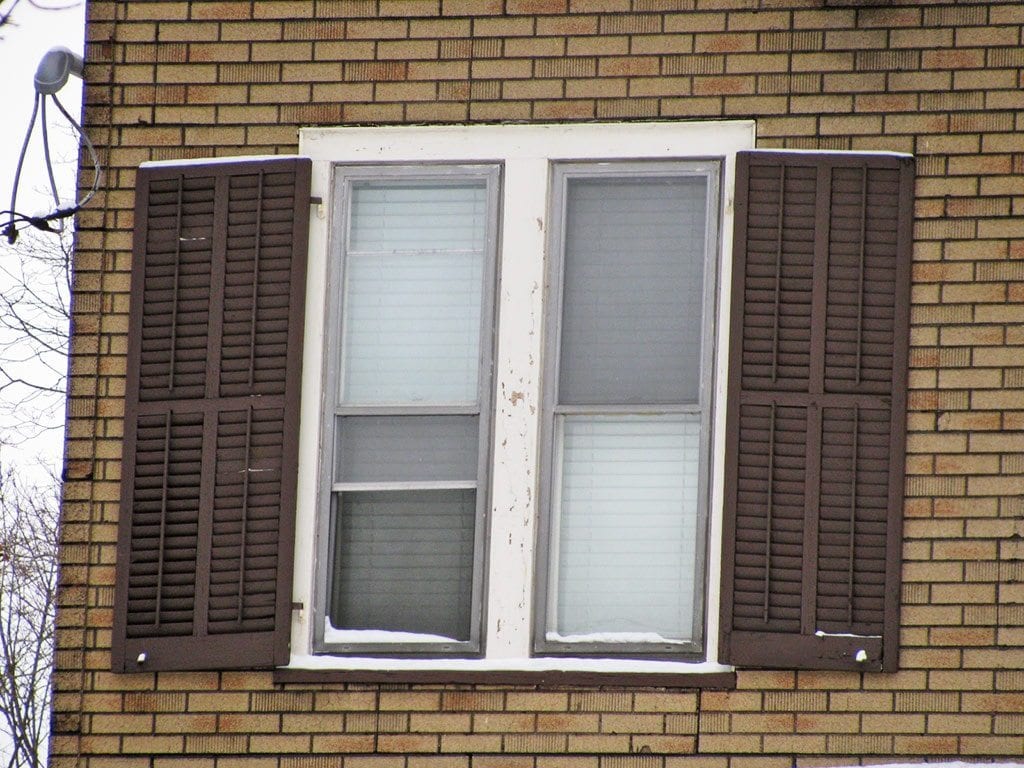 Ставни на окна: 145 фото декоративных и функциональных идей защиты окон