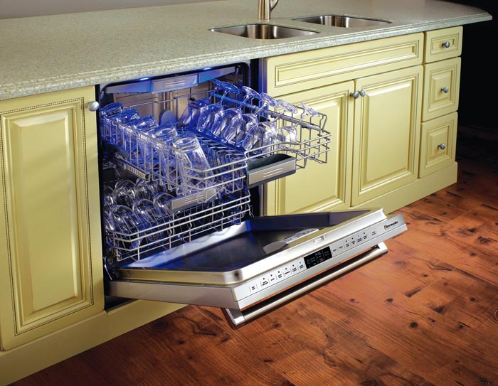 Как правильно встроить посудомоечную машину в готовую кухню