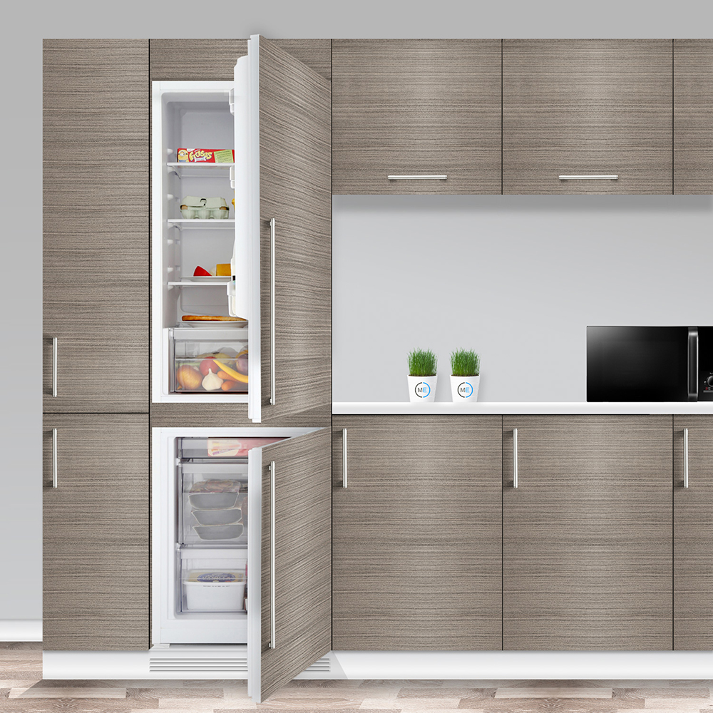 Встроенный холодильник в кухне фото