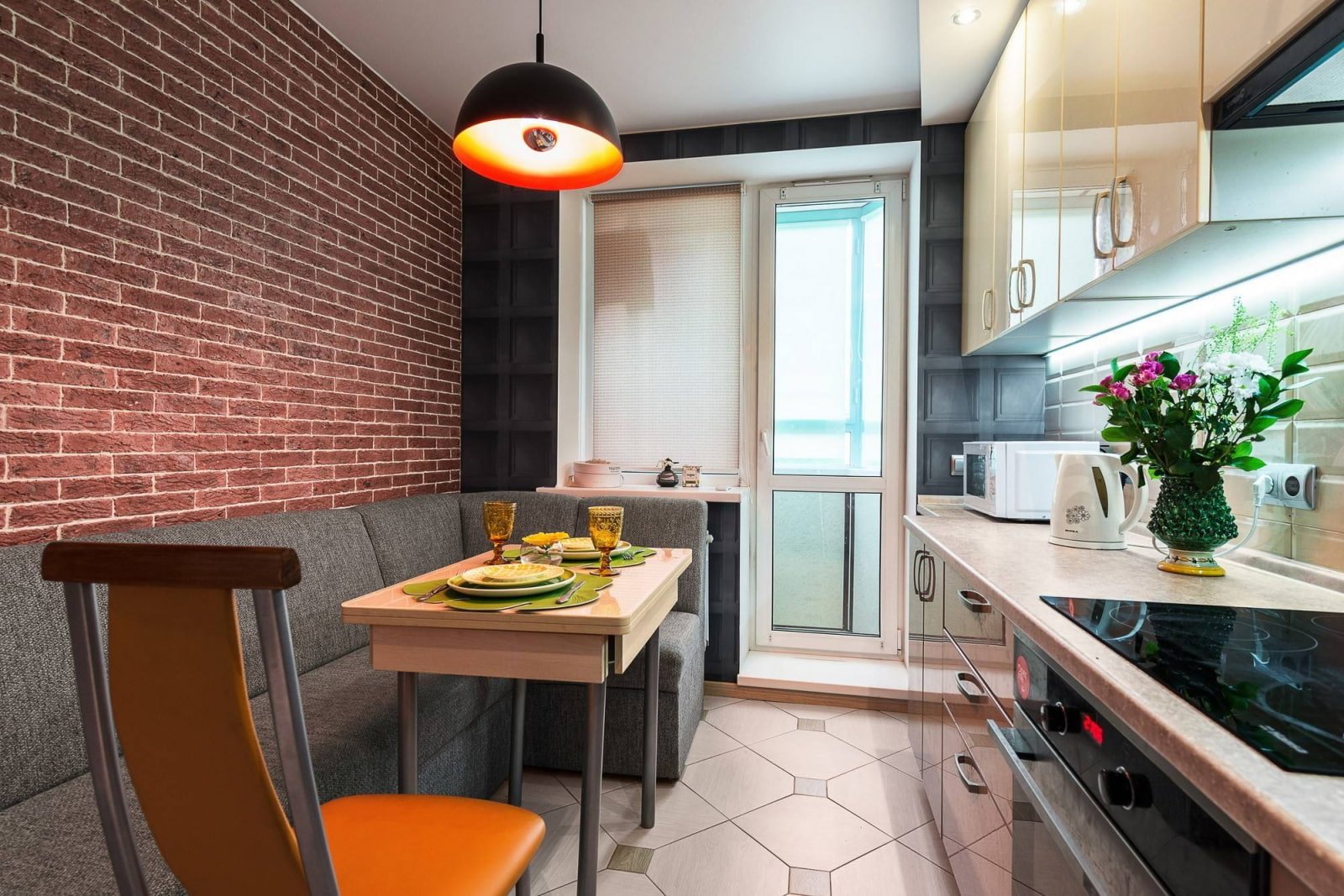 Дизайн маленькой кухни: 100+ реальных фото интерьеров