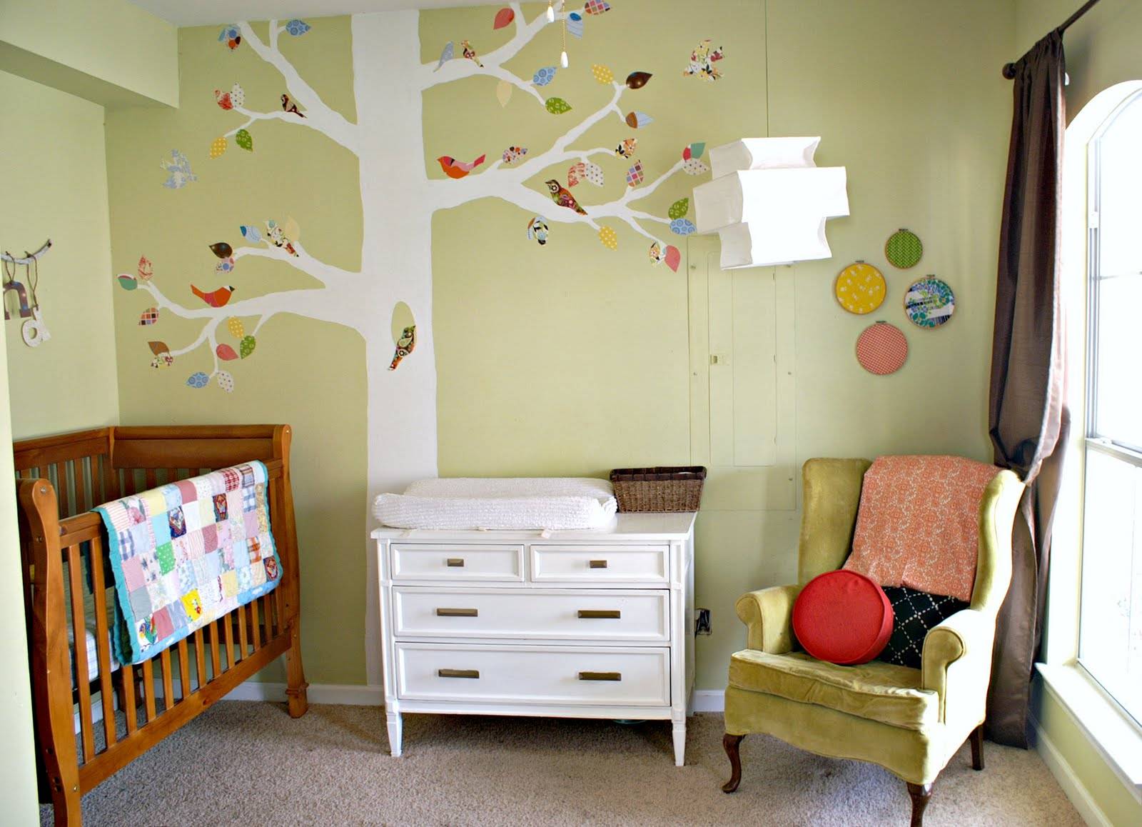 Декор детской комнаты — лучшие варианты современного декорирования и уютного дизайна (90 фото идей)