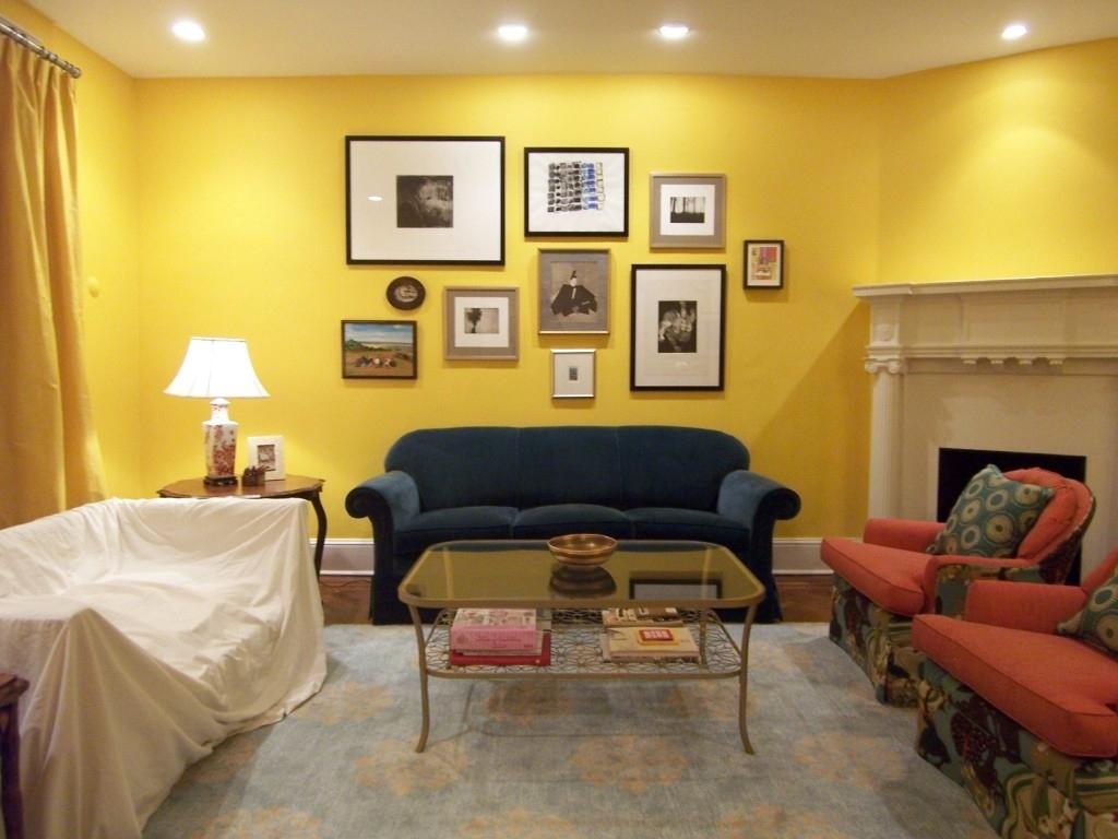 Цвет стен в гостиной со светлым полом, в теплых тонах
 - 33 фото