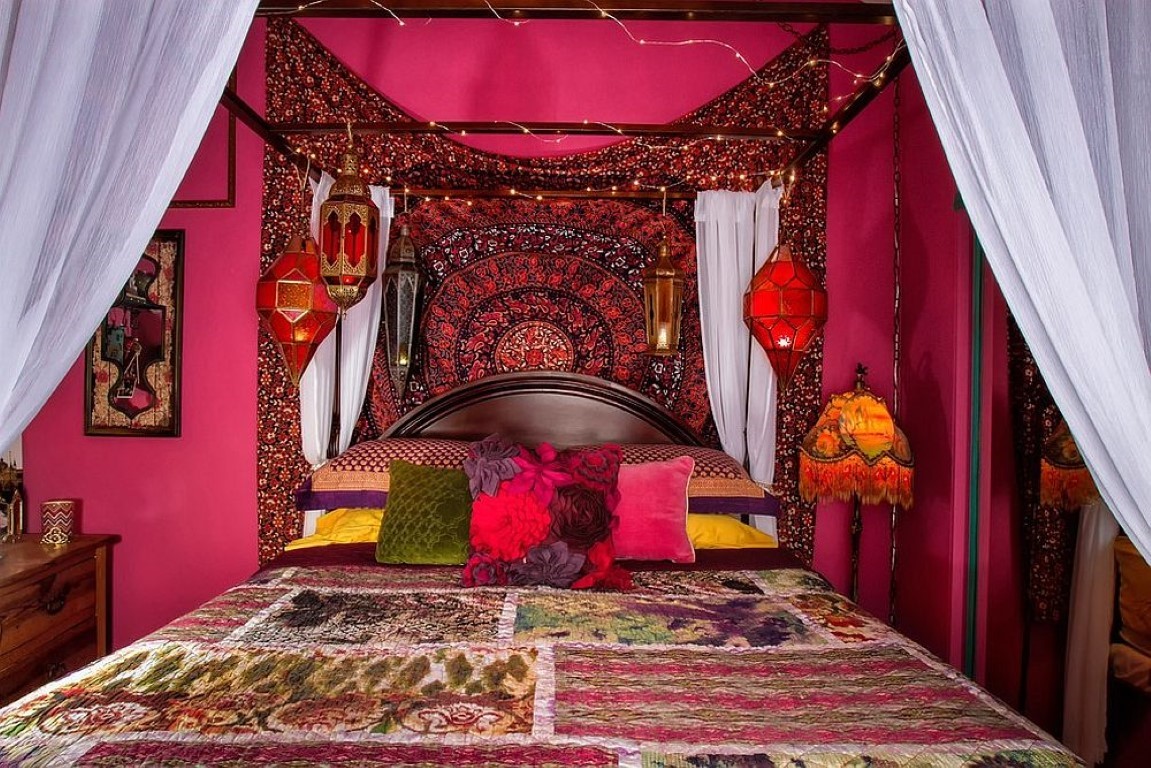 Комната в индийском стиле