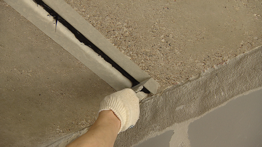 Чем заделать швы между плитами на потолке: 5 этапов работы