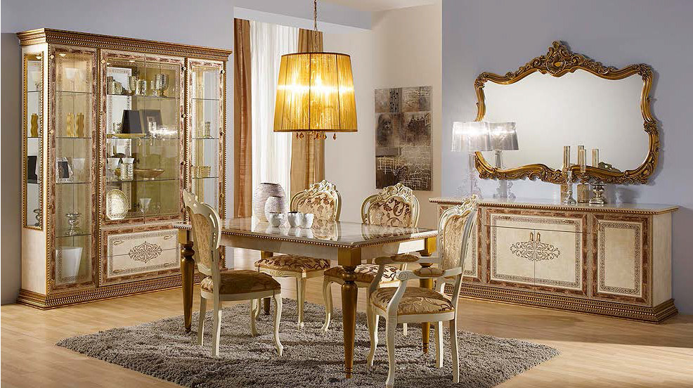 Итальянские стулья: современные классические элитные конструкции для гостиной в стиле «классика» производства италии и других производителей