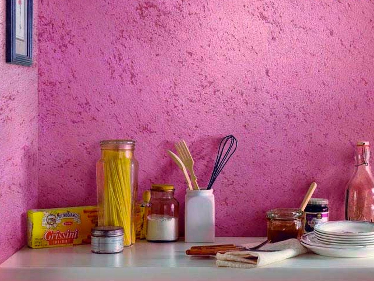 Как покрасить кухонный гарнитур: выбор краски и идеи (+23 фото)