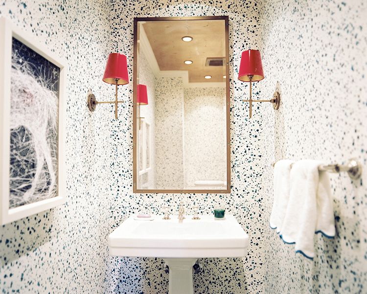 Моющиеся обои для ванной комнаты - инструкция по выбору и наклеиванию, виниловые можно ли клеить.