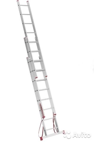Выдвижная лестница 3 х секционная: варианты применения конструкций,  продукция крупнейших производителей