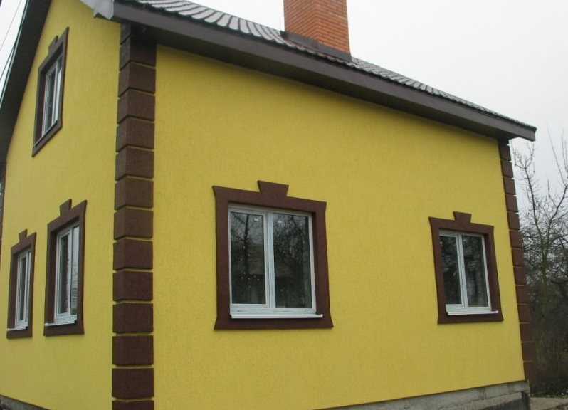 Окраска деревянных фасадов: особенности выполнения работ | mastera-fasada.ru | все про отделку фасада дома