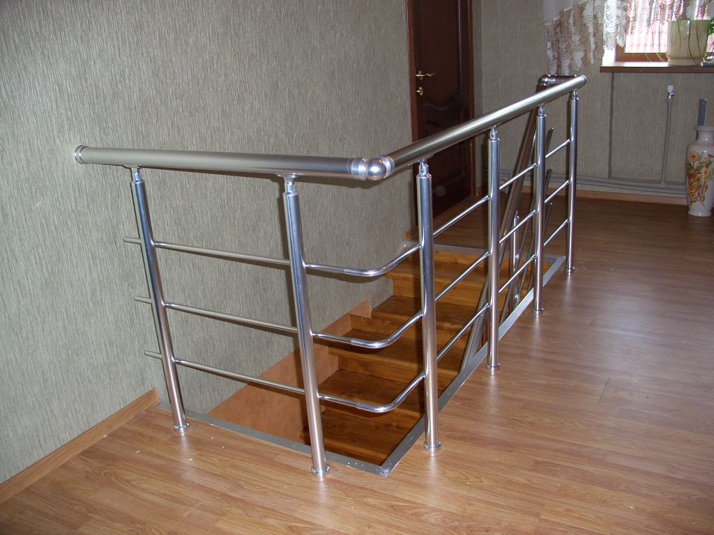 Конструкции стальные перил для лестницы из металла своими руками