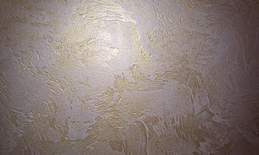 Декор фактурной краской: виды рельефов стен, способы нанесения (фото, видео, отзывы)