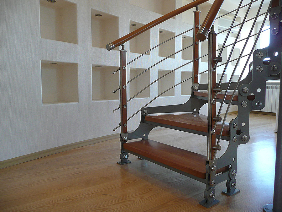 Перила из металла - строим лестницу в частном доме