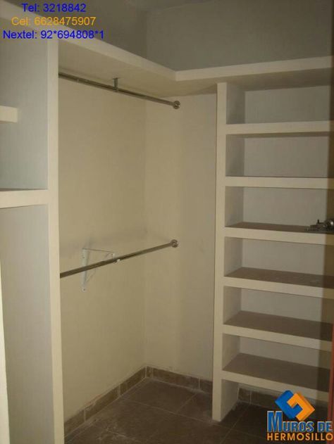 Дизайн однокомнатной квартиры с нишей: интерьер комнаты с кроватью в однушке, фото