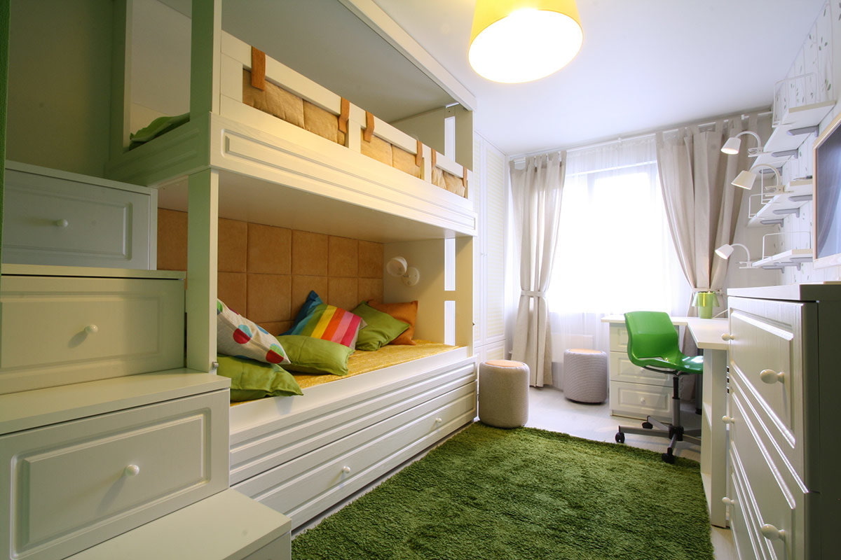 Дизайн детской комнаты квадратной формы