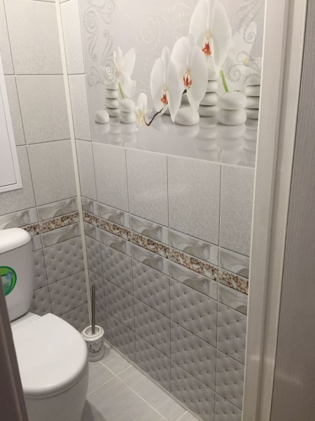 Дизайн интерьера туалета с керамической плиткой