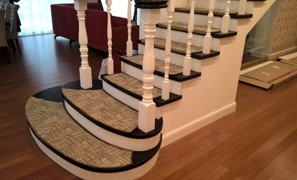 Противоскользящие покрытия для лестниц в частном доме