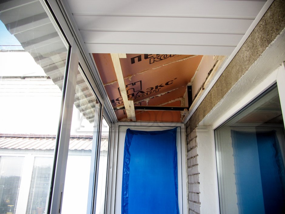Установка крыши на балконе своими руками, как правильно сделать монтаж, подробно на фото и видео