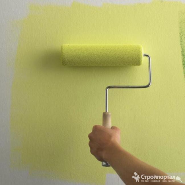 Покраска обоев водоэмульсионной краской: что учесть и как сделать