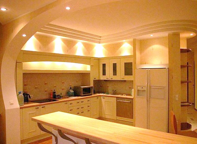 Дизайн потолка из гипсокартона на кухне