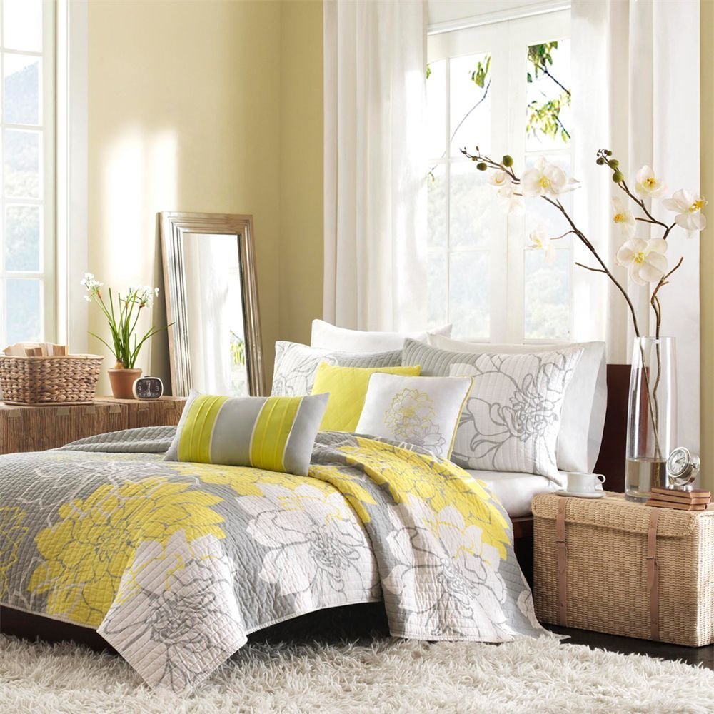 спальня в желтых тонах дизайн фото