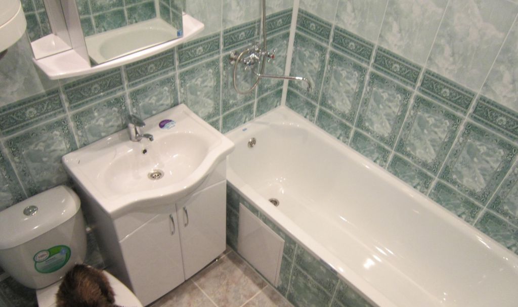 Как сделать бюджетный ремонт ванной комнаты: 9 реальных идей