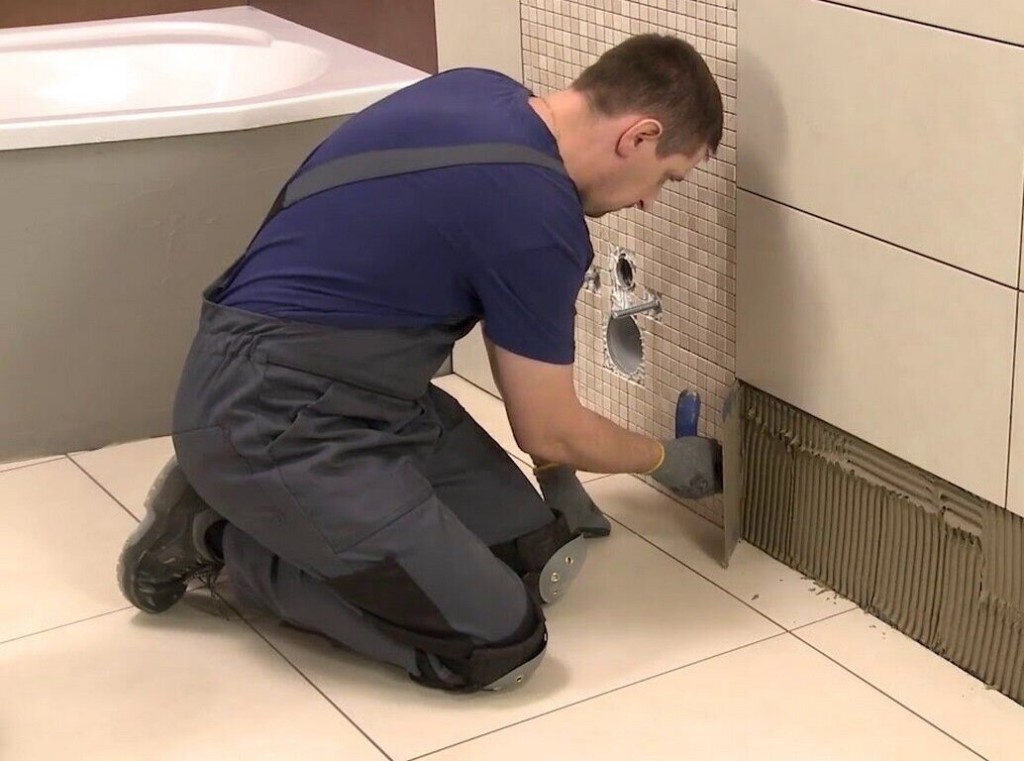 Укладка плитки в ванной своими руками: как положить на пол и стены