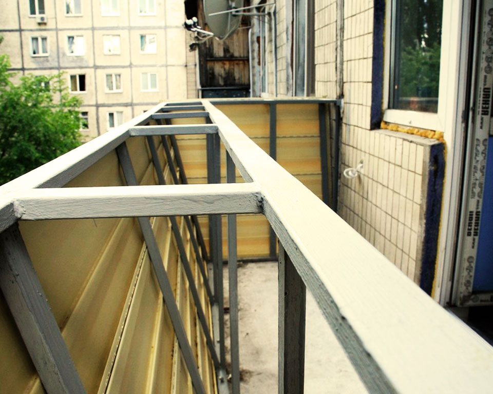 Балконы с выносом своими руками, как расширить балкон, технология увеличение площади по плите с фото примеры, выносное остекление балконов и лоджий