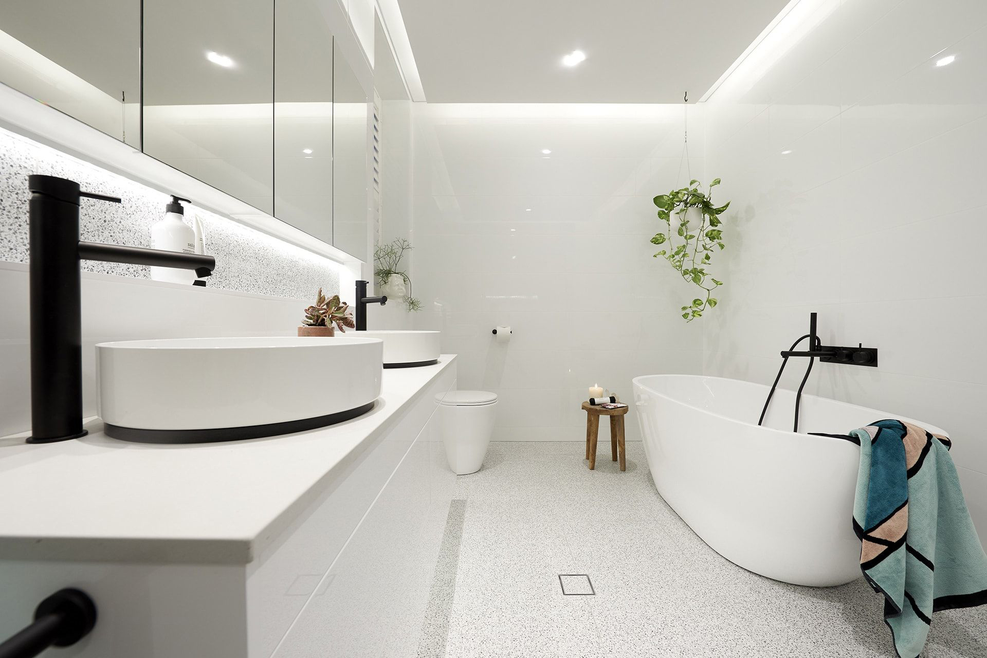 Дизайн ванной комнаты 2019: свежие идеи и тренды