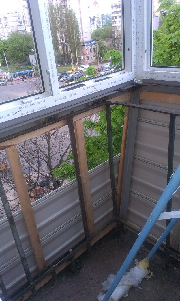 Остекление балкона своими руками: пошаговая инструкция