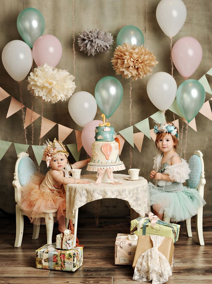 Как украсить стол на день рождения ребенка: фото, видео, идеи