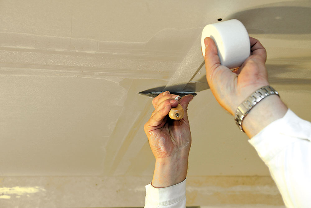 Шпаклевка потолка из гипсокартона под покраску: отделка, как шпаклевать гипсокартон на потолке, как зашпаклевать гкл, подготовка, шпаклевание