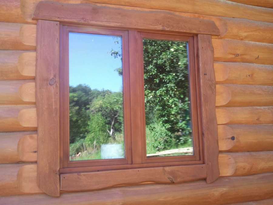 Как правильно провести отделку окон в деревянном доме откосами и подоконниками, какие для этого используют материалы