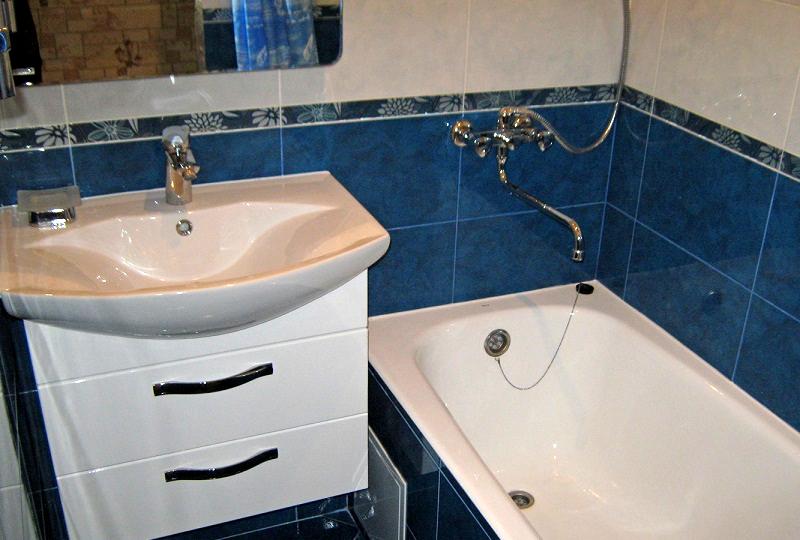 Высота смесителя над ванной, в душе: стандарты установки