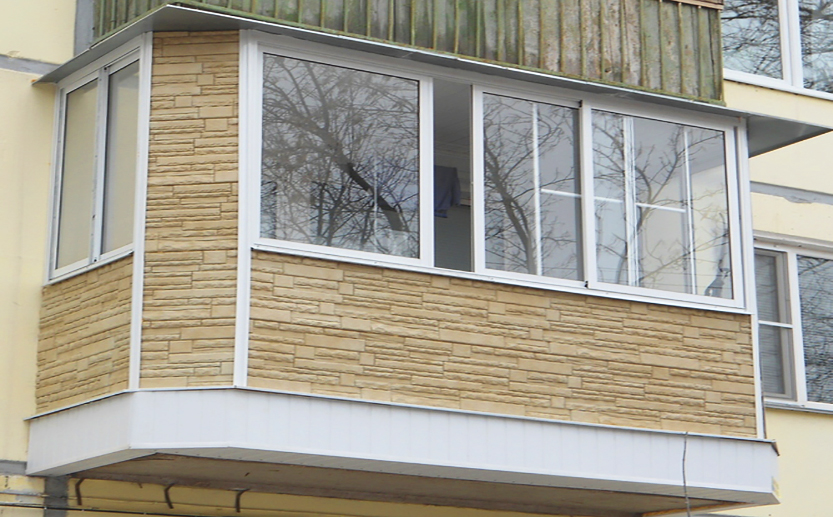 Внешняя отделка балкона: выбор материала и этапы наружной обшивки