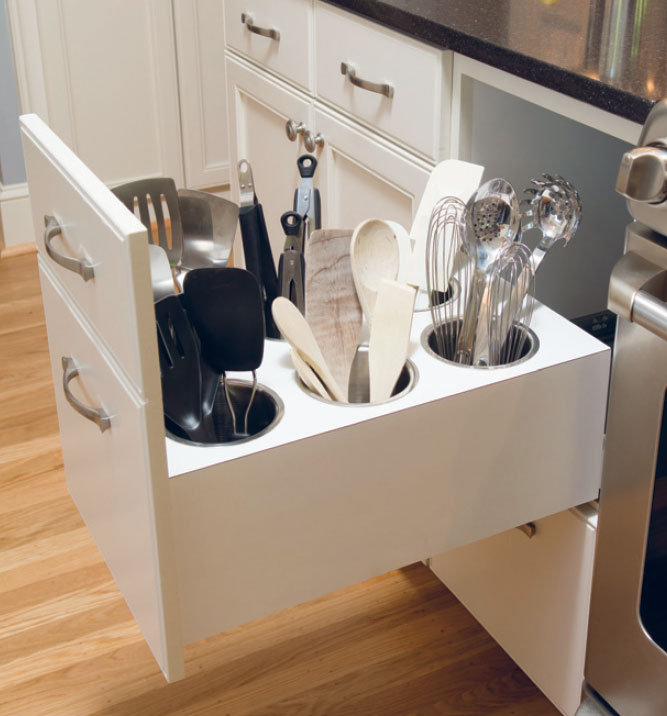 Как навести порядок на кухне, идеи хранения кухонной утвари, продуктов и аксессуаров - 24 фото