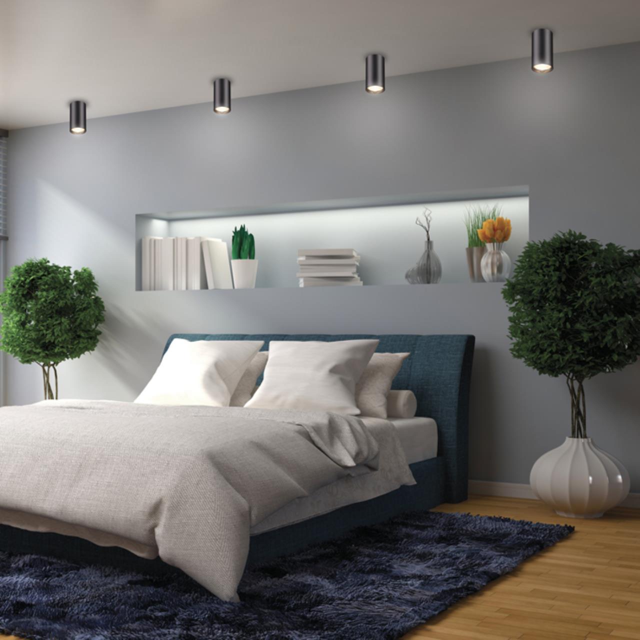 Выбор светильника и люстры для спальни с натяжным потолком