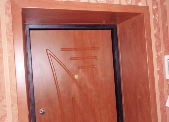 Как сделать откосы входной двери своими руками: варианты отделки дверного проема