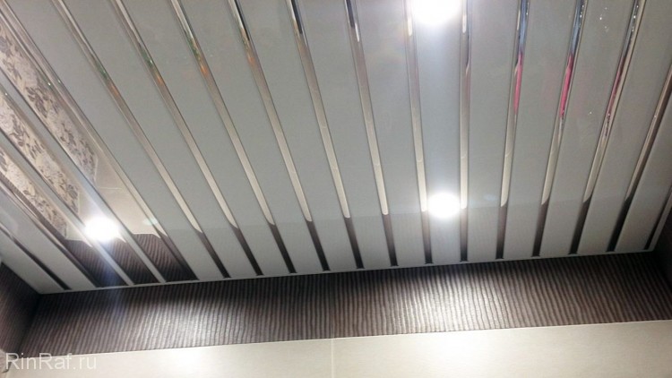 Алюминиевый реечный потолок в ванной комнате: установка своими руками