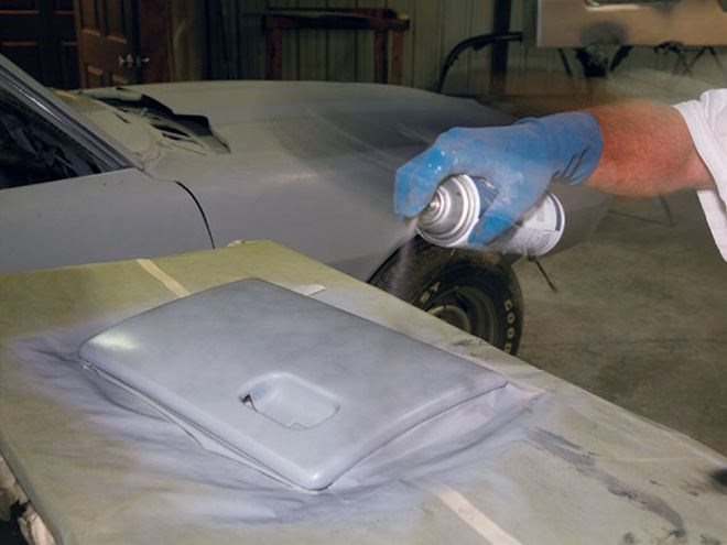 Чем покрасить пластик в салоне автомобиля