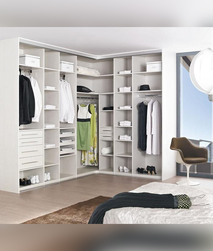 Угловой шкаф купе в спальню, особенности и характеристики мебели