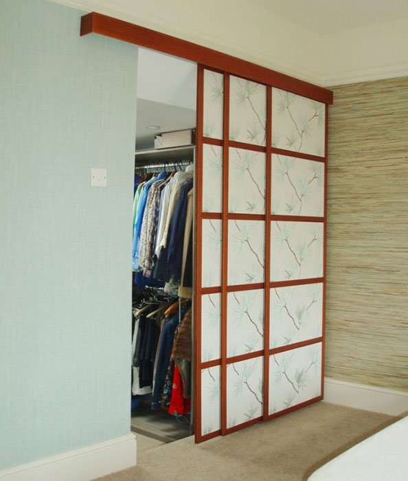 Раздвижные двери для гардеробной: обзор удобных и стильных конструкций – советы по ремонту