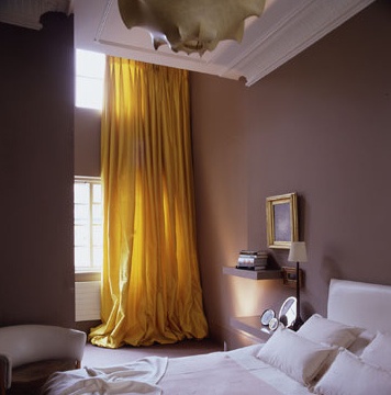 Шторы для спальни в классическом стиле: фото с идеями дизайна